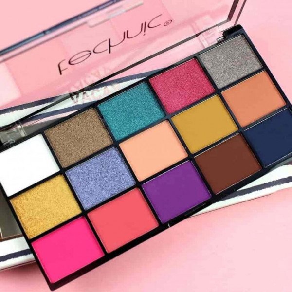Technic Vacay Palette 15 color